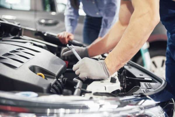 How Car Geeks Can Set a Routine Maintenance Schedule That Works