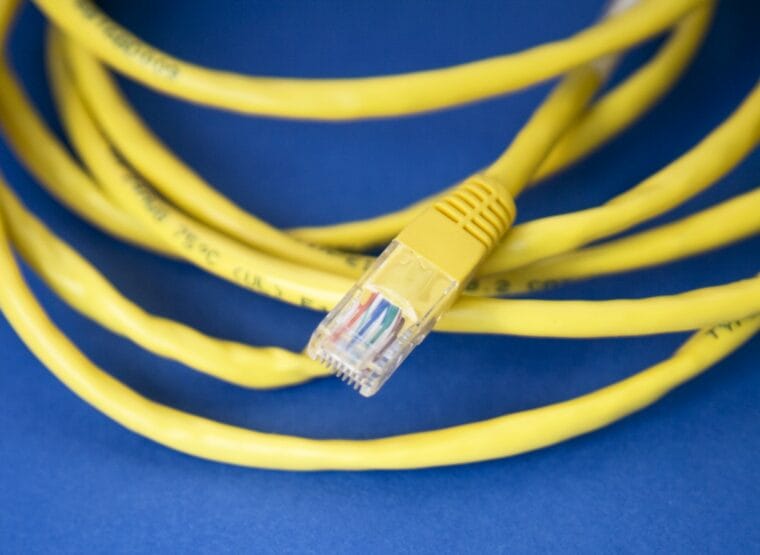 Ways High-Speed Fiber-Optic Internet Can Make Your Business Competitive - Faster backup and response from online tools
