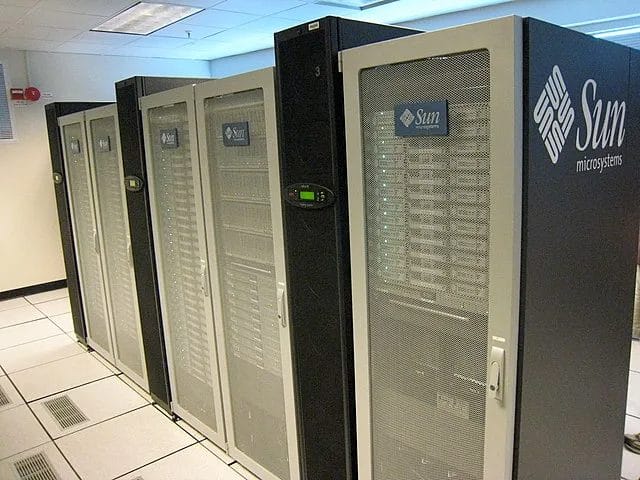 Sun Microsystems Solaris Computer Cluster